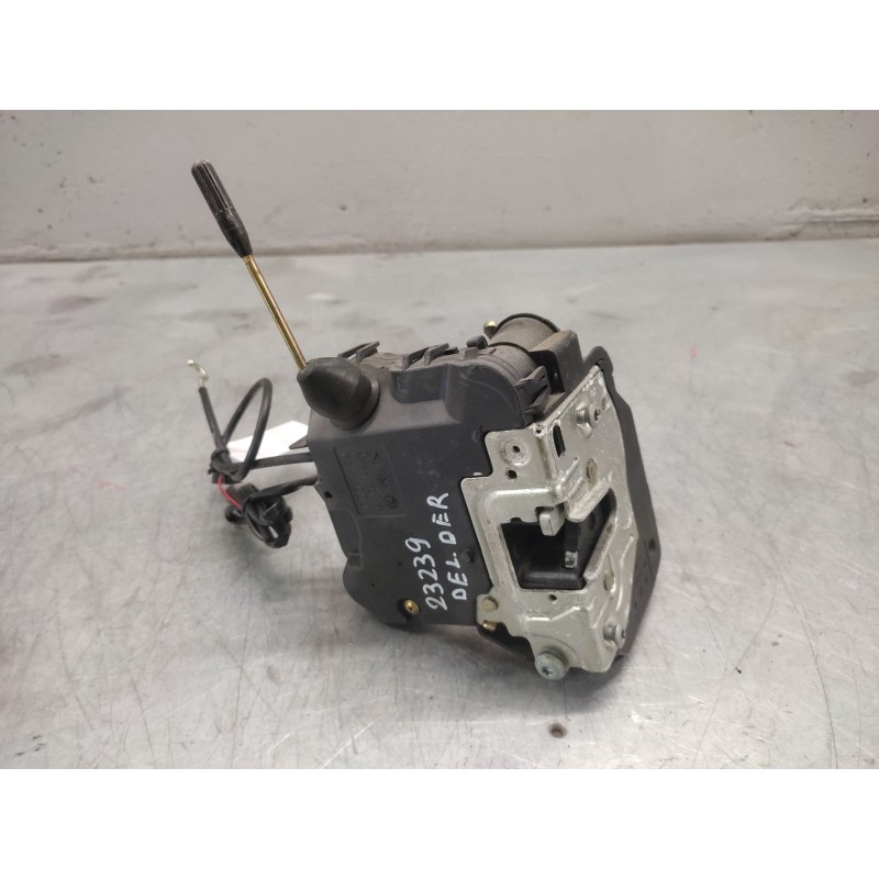 Recambio de cerradura puerta delantera derecha para mercedes-benz clase c (w203) berlina 200 compressor (203.042) referencia OEM - Negro