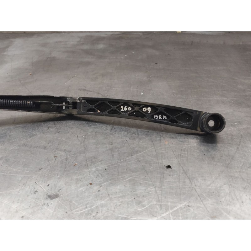 Recambio de brazo limpia delantero derecho para hyundai i30 (gd) 1.6 crdi referencia OEM IAM 3