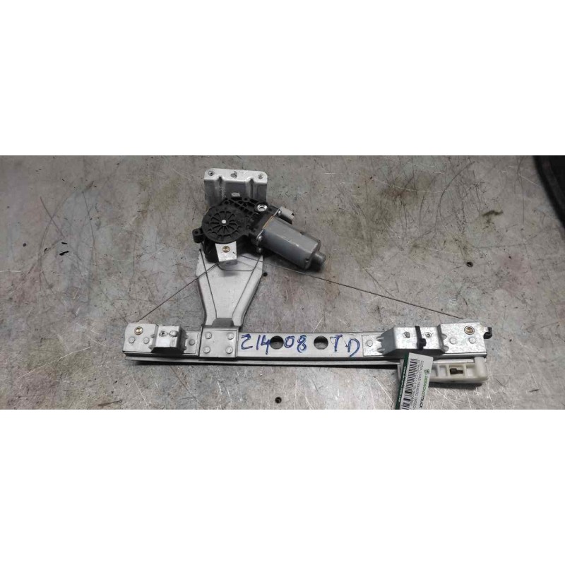 Recambio de elevalunas trasero derecho para citroën c3 1.4 16v stop&start referencia OEM IAM 0130821410 2 PINS 