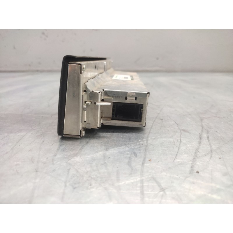 Recambio de sistema audio / radio cd para bmw serie 5 berlina (e39) 530d referencia OEM IAM 65826906220 - Azul 2