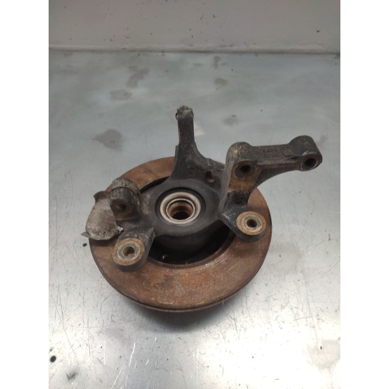 Recambio de mangueta delantera izquierda para mercedes-benz vito (w638) combi referencia OEM IAM 6383320224 - Blanco 2