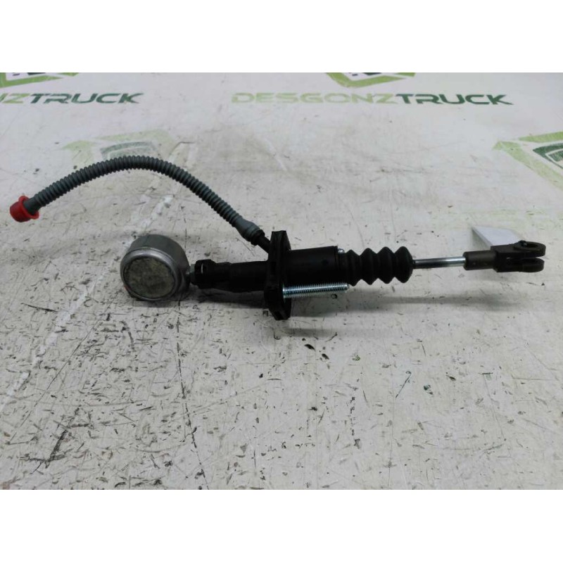 Recambio de bomba embrague para opel zafira a blue line referencia OEM IAM 90581565 2