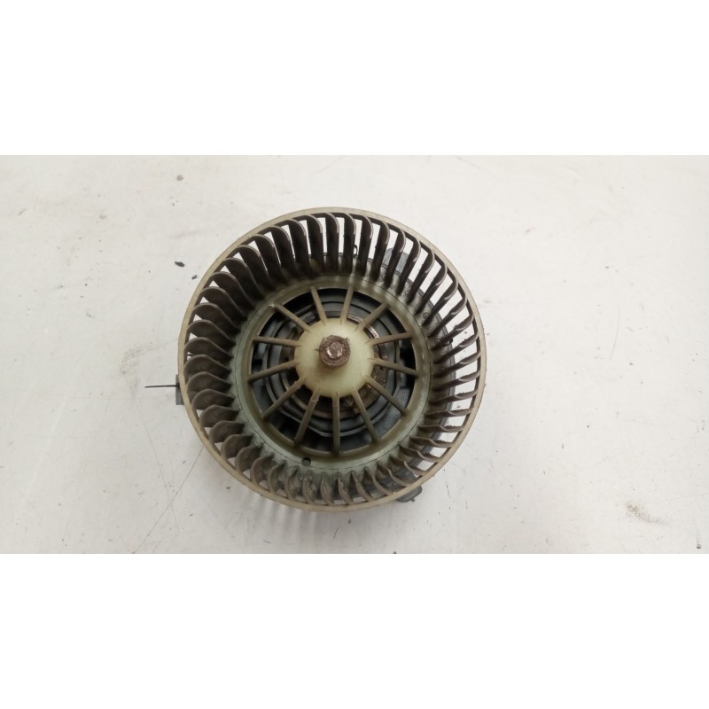 Recambio de motor calefaccion para nissan trucks atleon 120 referencia OEM IAM   
