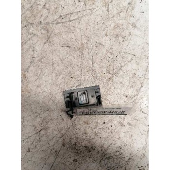 Recambio de entrada aux para toyota prius (nhw20) basis referencia OEM IAM 8619053010 4 PINS 