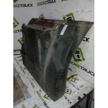 Recambio de guardabarros trasero derecho para volvo fh xxx fsa 4x2 low corto referencia OEM IAM DELANTERO  