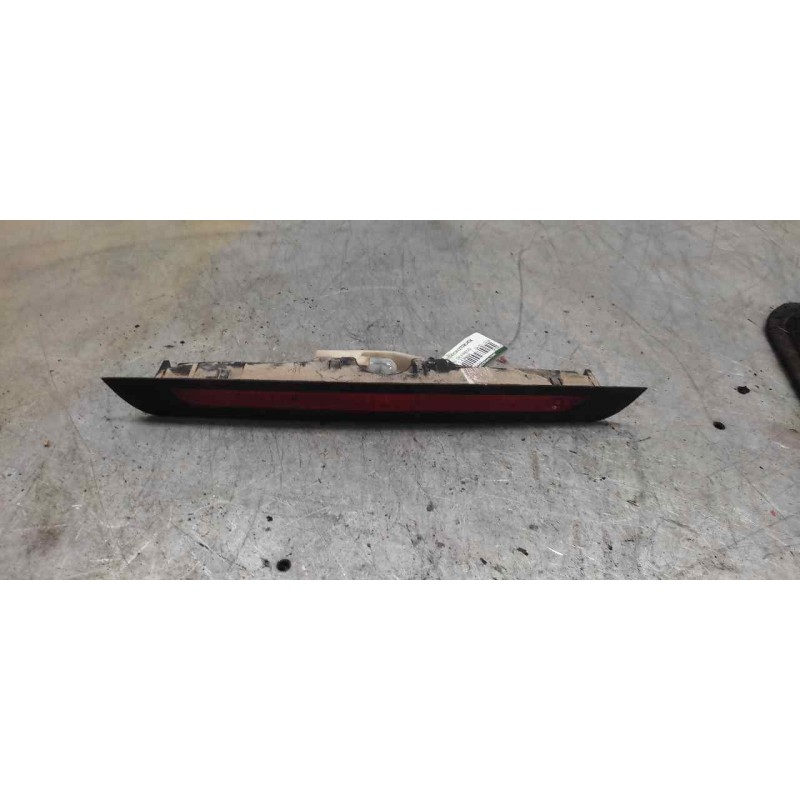 Recambio de luz central de freno para citroën c3 1.4 magic referencia OEM IAM 9638523480  