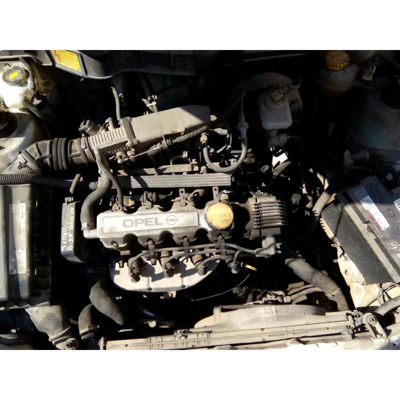 OPEL ASTRA F BERLINA