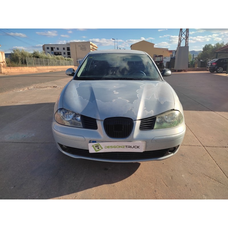 seat ibiza (6l1) del año 2002