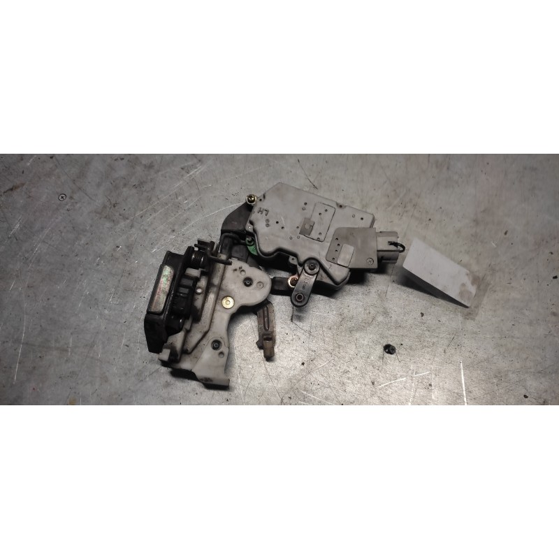 Recambio de cerradura puerta trasera izquierda para nissan almera (n16/e) acenta referencia OEM IAM  6 PNS 2
