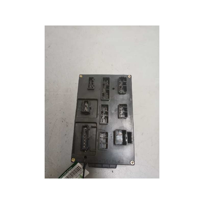 Recambio de caja reles / fusibles para iveco eurocargo tector 5.9 diesel referencia OEM IAM 504050822 A223 - Rojo 2