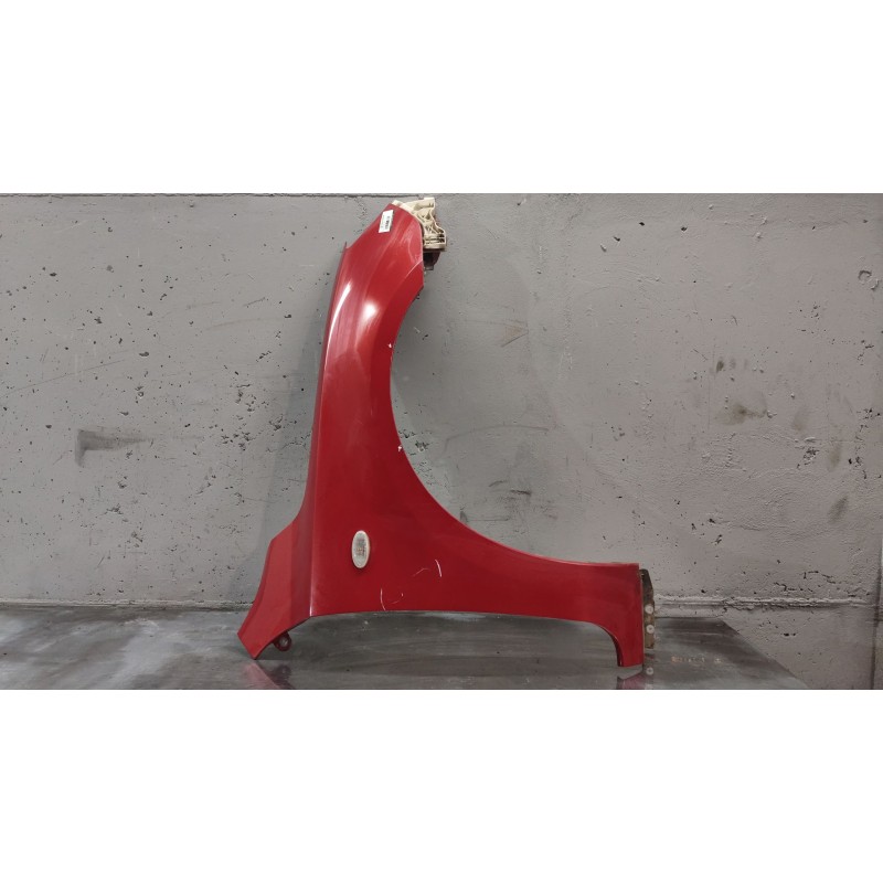 Recambio de aleta delantera derecha para mazda 3 berlina (bk) 1.6 vvt active referencia OEM IAM   