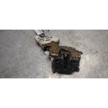 CERRADURA PUERTA DELANTERA DERECHA 4 PINS 