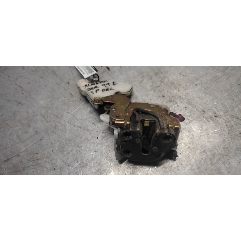 Recambio de cerradura puerta delantera derecha para nissan almera (n16/e) acenta referencia OEM IAM  4 PINS 