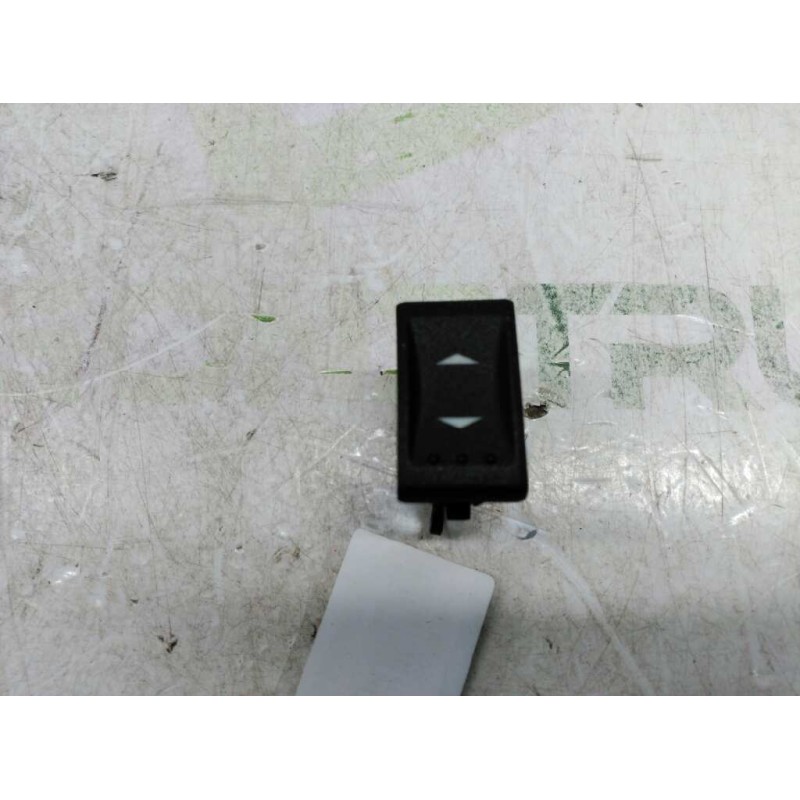 Recambio de mando elevalunas trasero derecho para ford mondeo berlina (ge) ambiente (06.2003) (d) referencia OEM IAM 1123793  