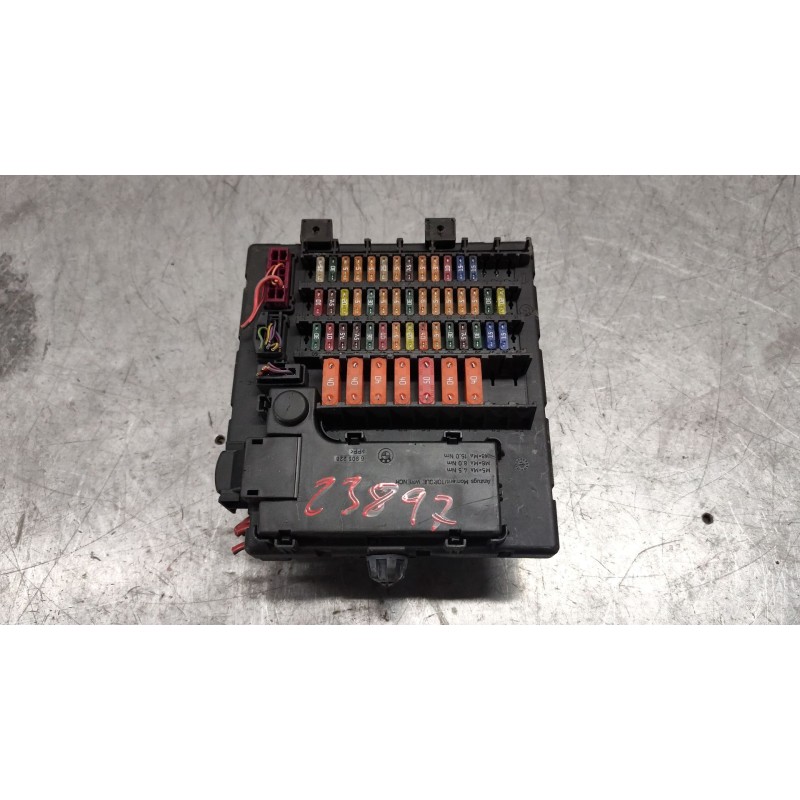 Recambio de caja reles / fusibles para bmw z4 roadster (e85) 2.0 i referencia OEM IAM 518961115ES  