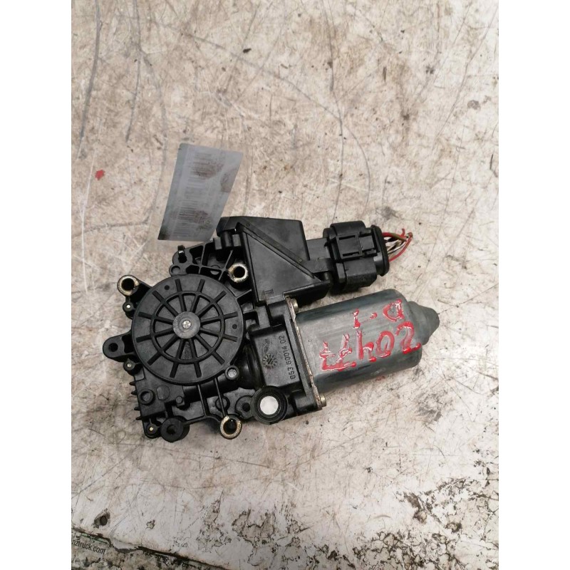 Recambio de motor elevalunas delantero izquierdo para audi a4 avant (b5) 2.5 tdi referencia OEM IAM 113846113  