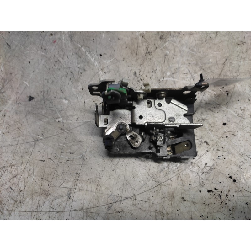 Recambio de cerradura puerta delantera derecha para iveco daily combi caja cerrada techo alto 29l... batalla 3000l referencia OE - Rojo 2
