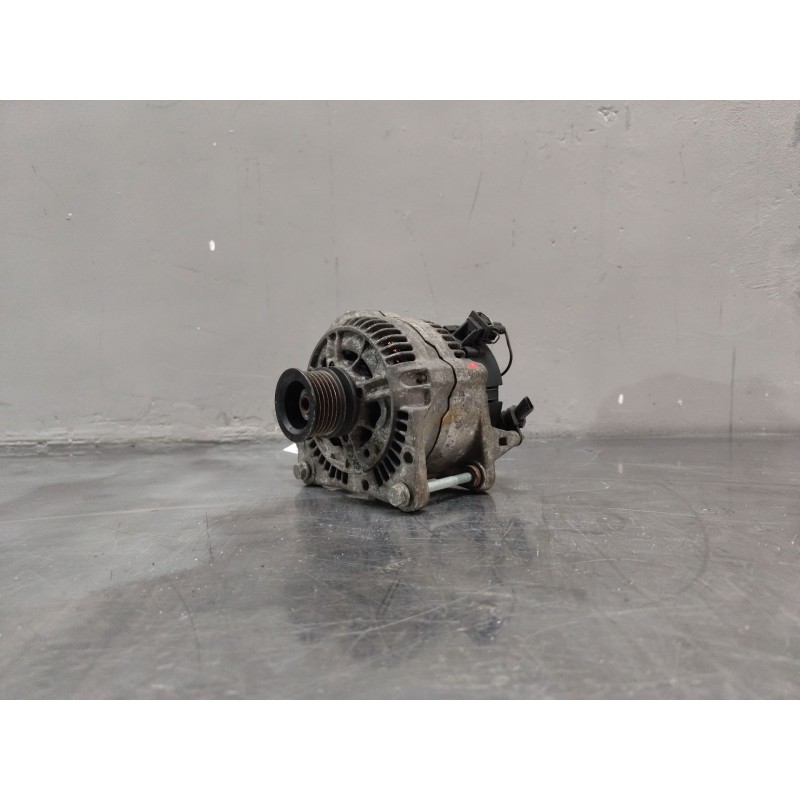 Recambio de alternador para volkswagen golf iii (1h1) 1.6 referencia OEM IAM 028903025Q  