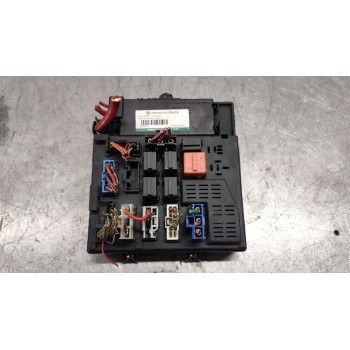 Recambio de caja reles / fusibles para bmw z4 roadster (e85) 2.0 i referencia OEM IAM 518961115ES  
