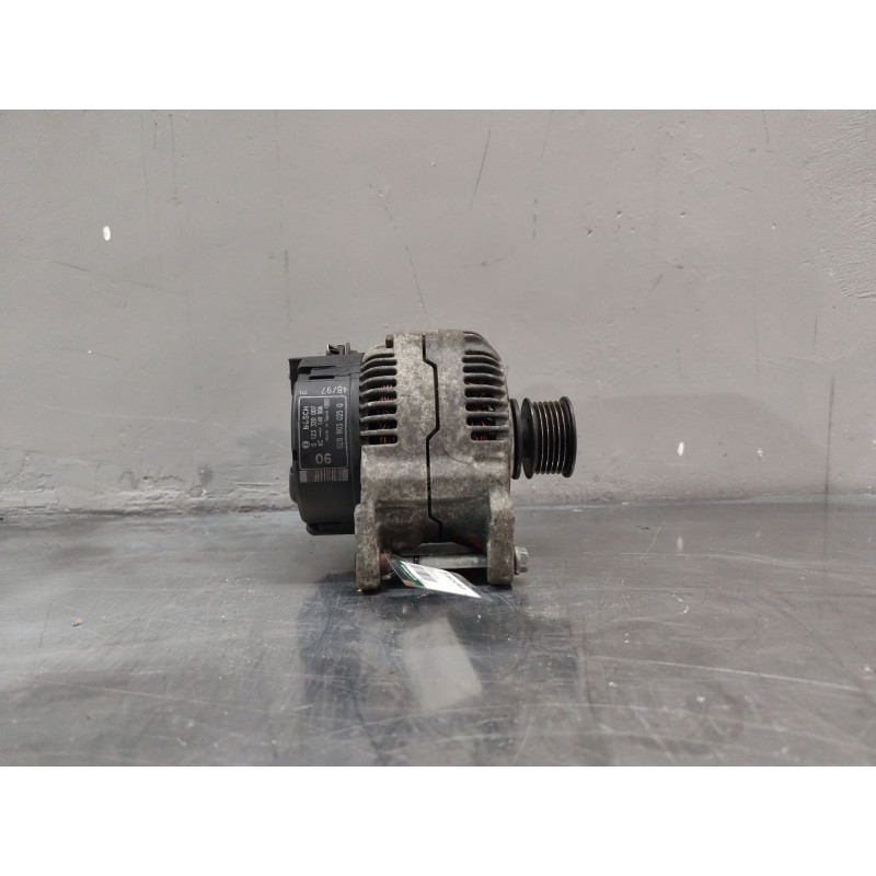 Recambio de alternador para volkswagen golf iii (1h1) 1.6 referencia OEM IAM 028903025Q 3