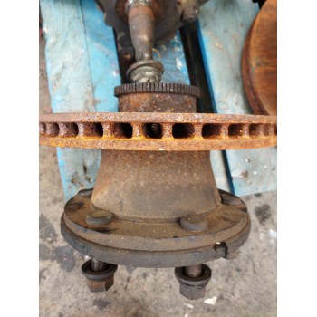 Recambio de buje delantero para iveco eurocargo 05.03  fg 75 e tráfico urbano referencia OEM IAM   