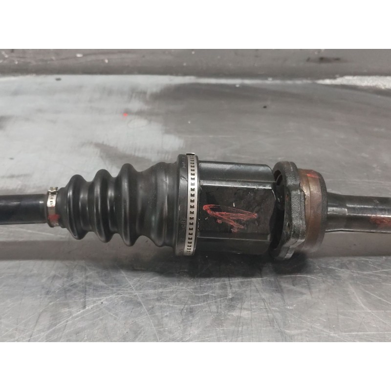 Recambio de transmision delantera derecha para toyota corolla (e12) 2.0 d-4d linea terra berlina referencia OEM IAM 4341002271 - Rojo 3