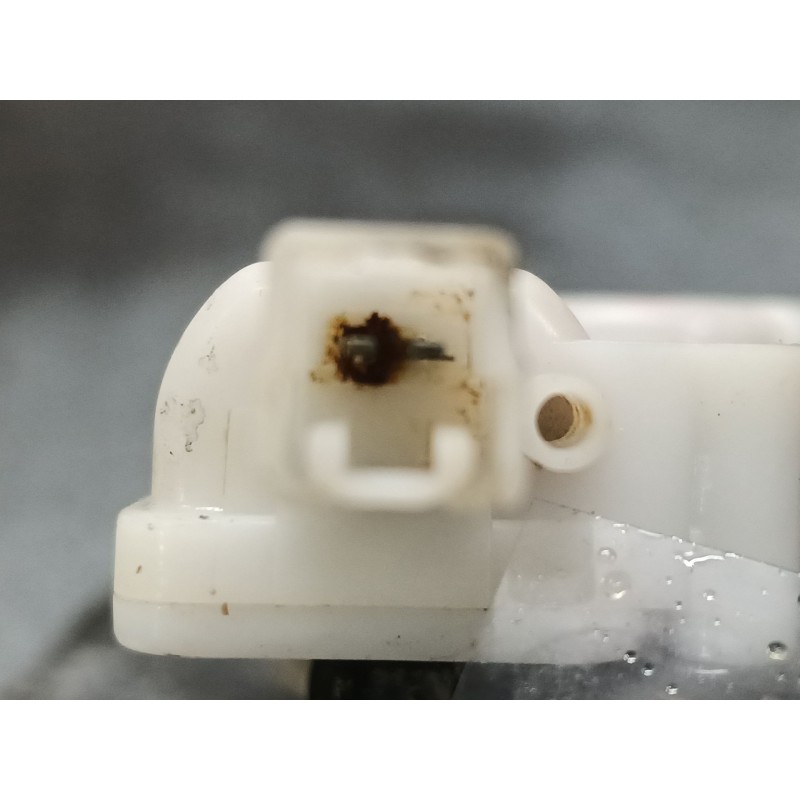 Recambio de cerradura maletero / porton para mazda 3 berlina (bk) 1.6 vvt active referencia OEM IAM - Rojo 3