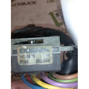 Recambio de mando limpia para scania trucks serie 4 124 l/420 (420cv) referencia OEM IAM 1424970  
