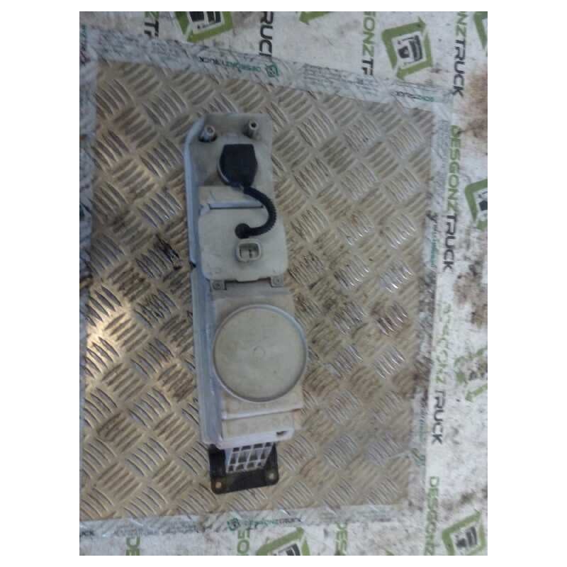 Recambio de faro antiniebla derecho para man tg - a 18.460 fg / bb (e3/e4) m (largura mediana) referencia OEM IAM - Rojo 2
