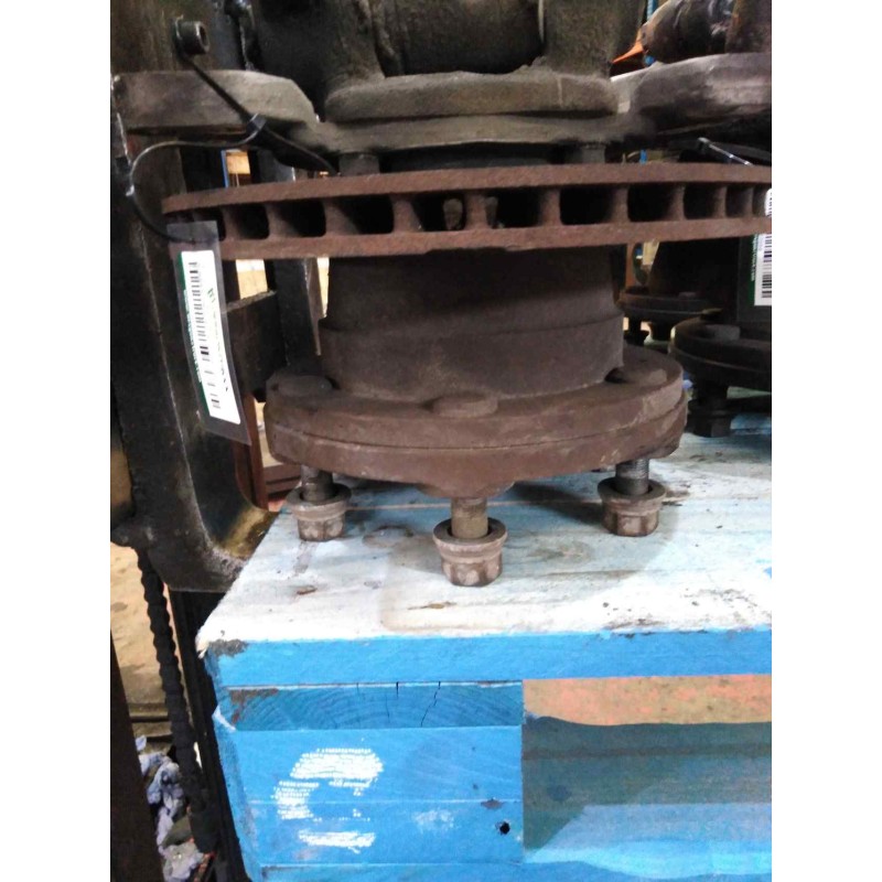 Recambio de buje delantero para nissan trucks atleon 165 referencia OEM IAM   