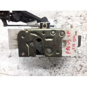 Recambio de cerradura puerta trasera derecha para ford focus berlina (cak) ambiente referencia OEM IAM XS41A26412  