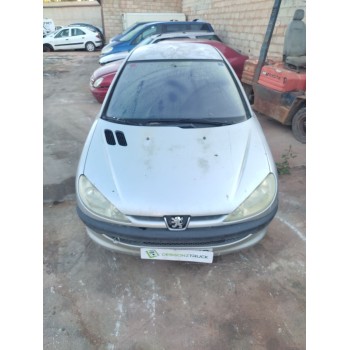 peugeot 206 berlina del año 2003