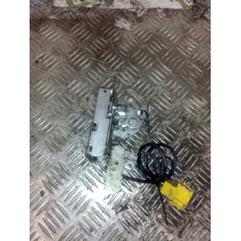 Recambio de cerradura puerta delantera derecha para volvo fh xxx referencia OEM IAM 20922537  