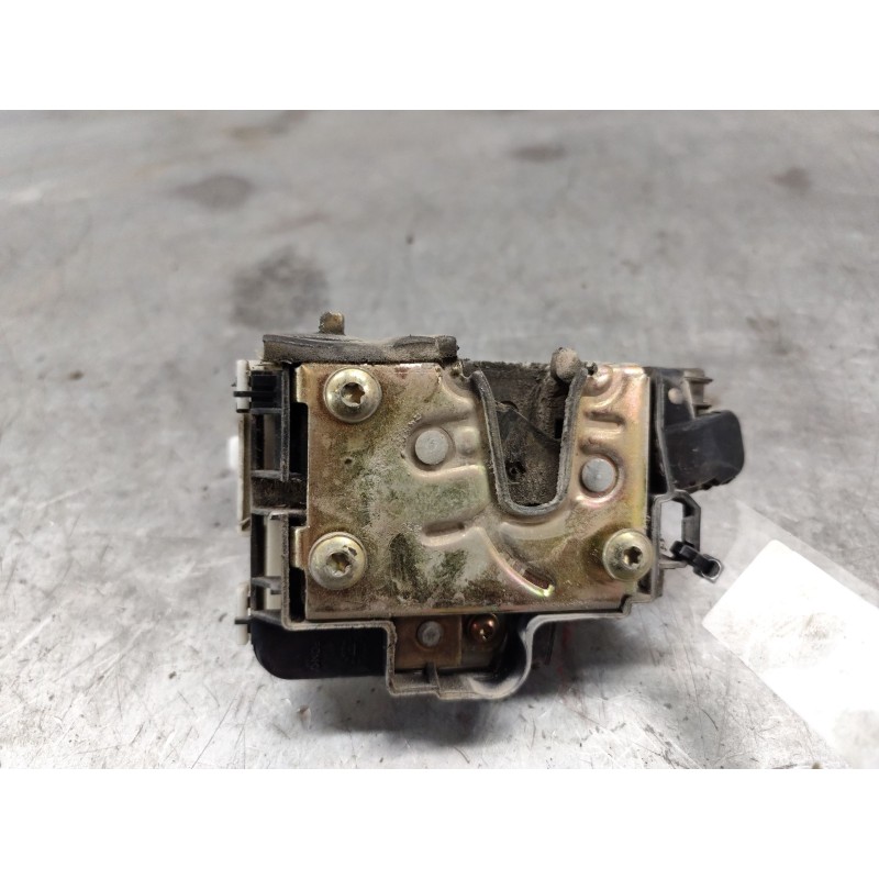 Recambio de cerradura puerta trasera derecha para volkswagen golf iii (1h1) 1.6 referencia OEM IAM 1H4862154  