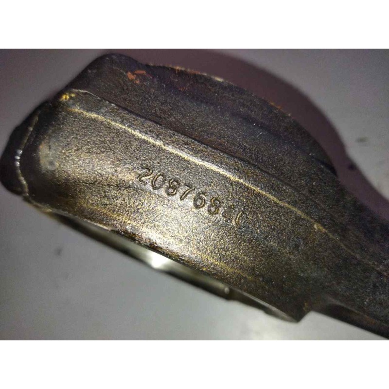 Recambio de biela para volvo fh 440 fg 4x2 low corto referencia OEM IAM 20876840 20562853 3