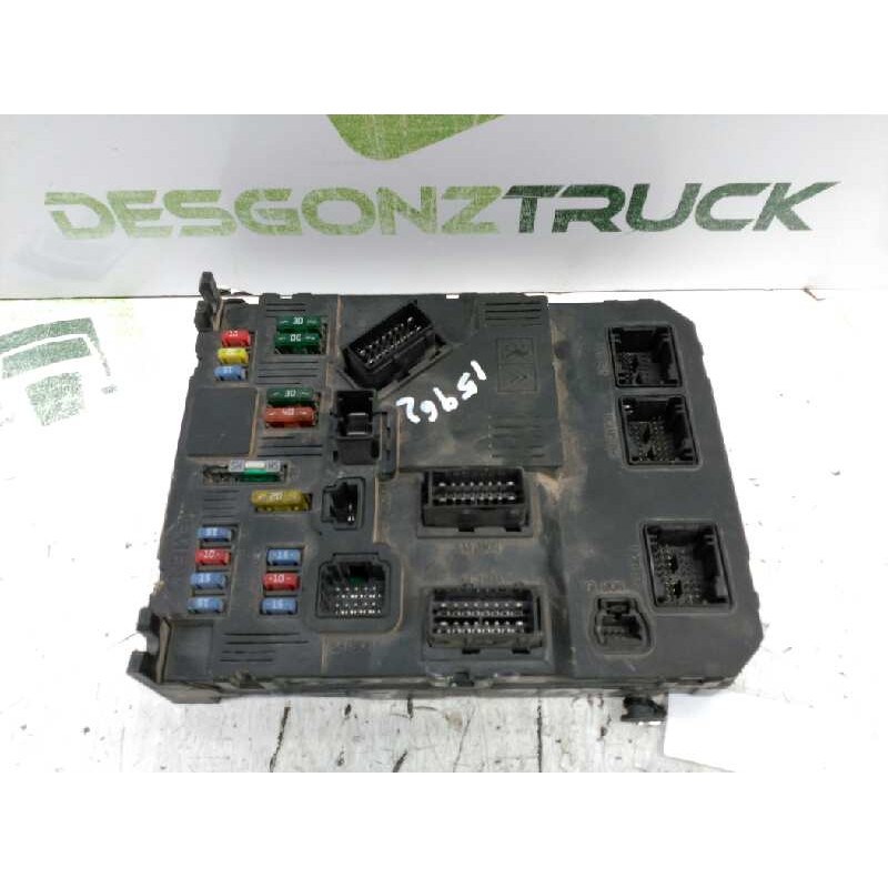 Recambio de caja reles / fusibles para peugeot 206 berlina referencia OEM IAM - Azul 2