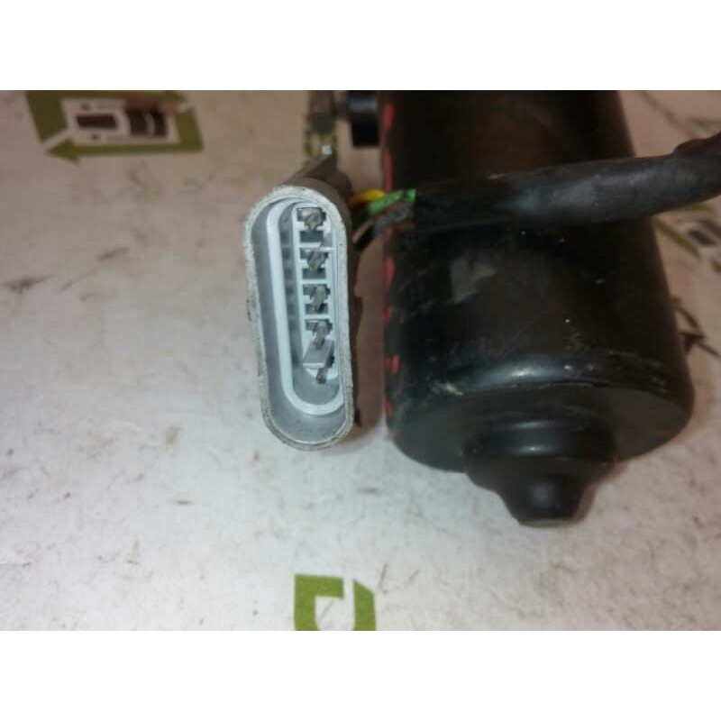 Recambio de motor limpia delantero para iveco trucks stralis ad 190s40 referencia OEM IAM 403945 99439637 4