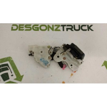 Recambio de cerradura puerta trasera derecha para nissan almera (n15) gx referencia OEM IAM   