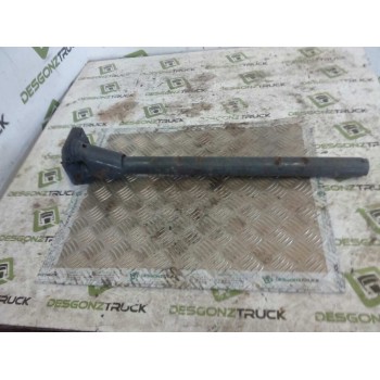 Recambio de soporte guardabarros trasero para renault 430 magnum e2 12.0 diesel referencia OEM IAM IZQUIERDA PARTE DELANTERA 