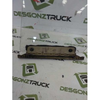 Recambio de luna delantera derecha para renault trucks premium distribution 250.16 (250cv) referencia OEM IAM   