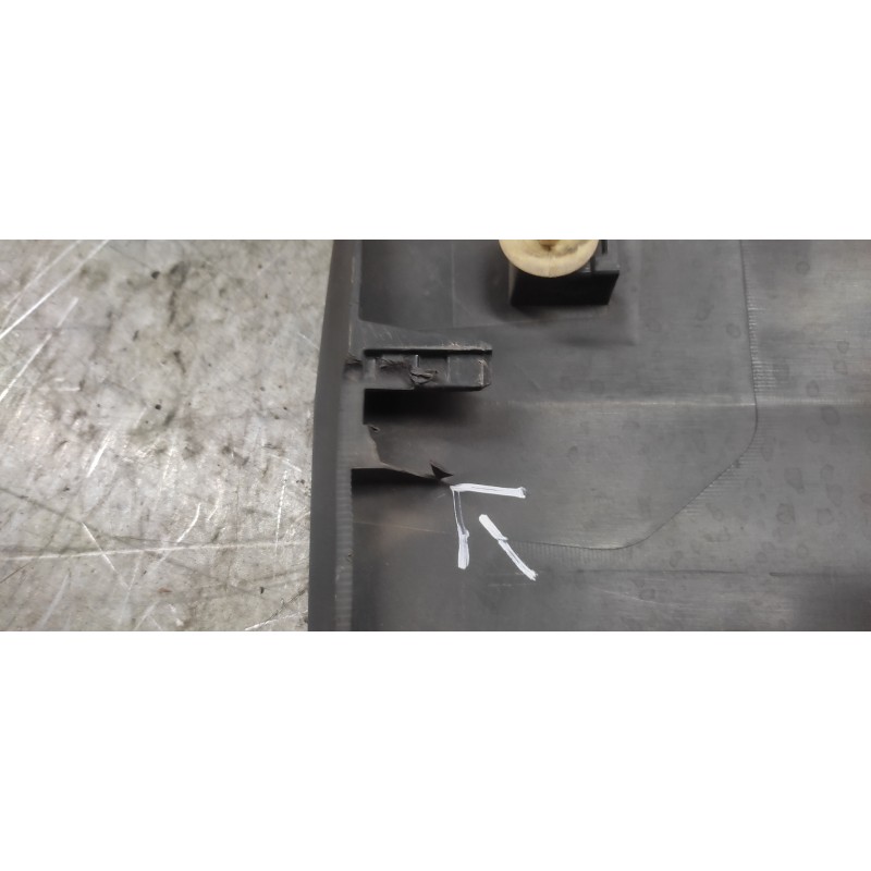 Recambio de molduras traseras para mercedes-benz sprinterii (furg. distrib. carga)(reserve) 310/313/316 cdi (906.135) referencia - Blanco 3