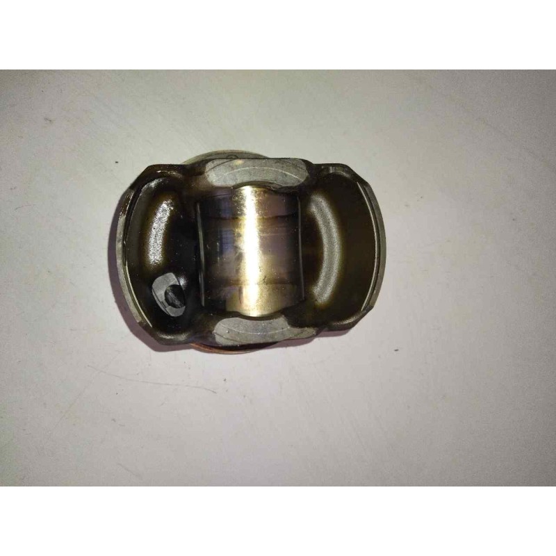 Recambio de piston para volvo fh 440 fg 4x2 low corto referencia OEM IAM 21161901 3