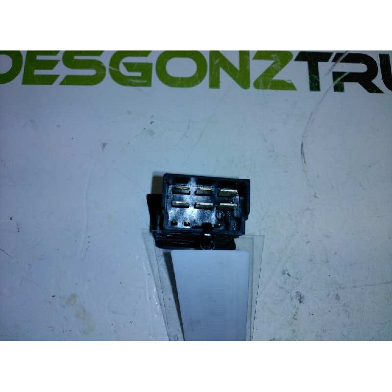 Recambio de warning para nissan vanette cargo (hc23) familiar (5 asientos) referencia OEM IAM - Blanco 2