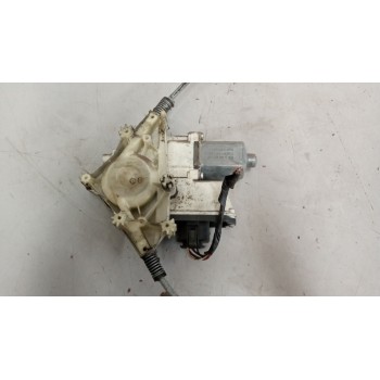 Recambio de elevalunas delantero izquierdo para daf serie xf105.xxx 12.9 diesel referencia OEM IAM 1779721  