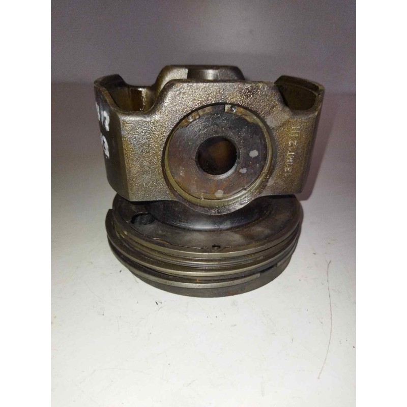 Recambio de piston para volvo fh 440 fg 4x2 low corto referencia OEM IAM 21161901 4