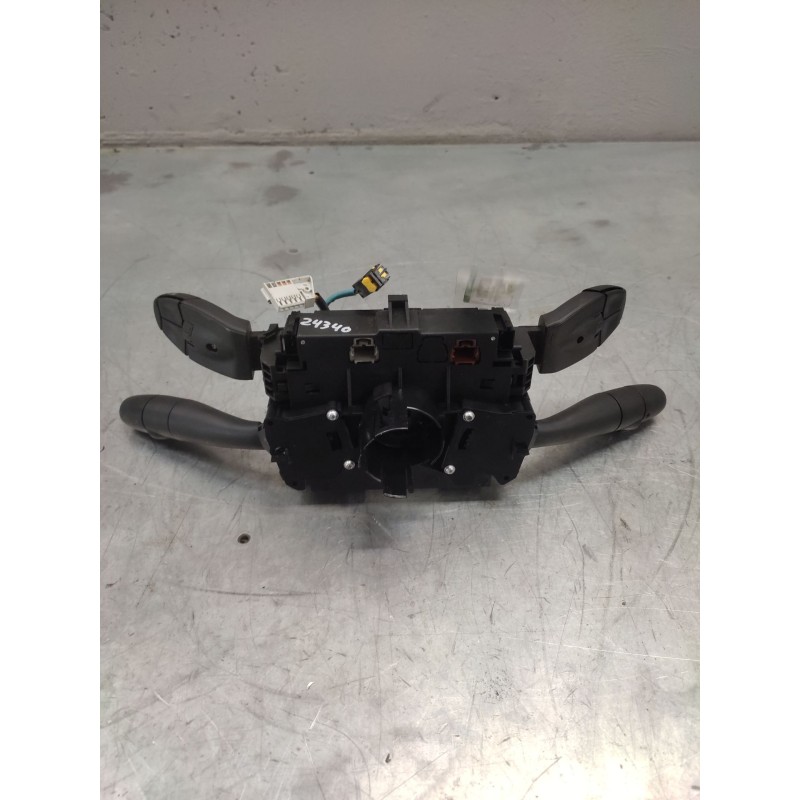 Recambio de mando multifuncion para peugeot 207 x-line referencia OEM IAM 51031142 - Plata 3