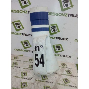 Recambio de deflector derecho para iveco trucks eurotrakker mp 190 e 35 h cursor (352cv) referencia OEM IAM 83628 504040699 