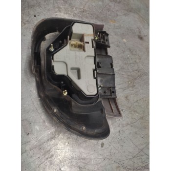 Recambio de piloto trasero derecho para mazda 121 (db) chic referencia OEM IAM   