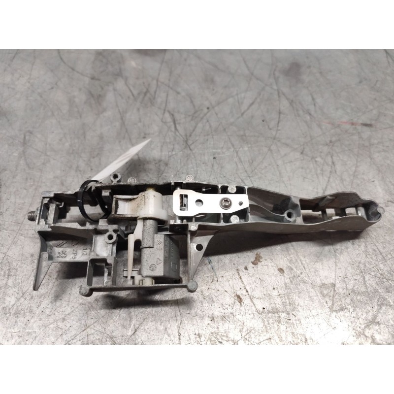 Recambio de maneta interior delantera derecha para peugeot 207 x-line referencia OEM IAM 1199D1  