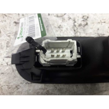 Recambio de mando elevalunas trasero derecho para renault megane ii berlina 5p authentique referencia OEM IAM 156015540  